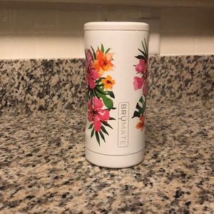 Brumate skinny can coozie